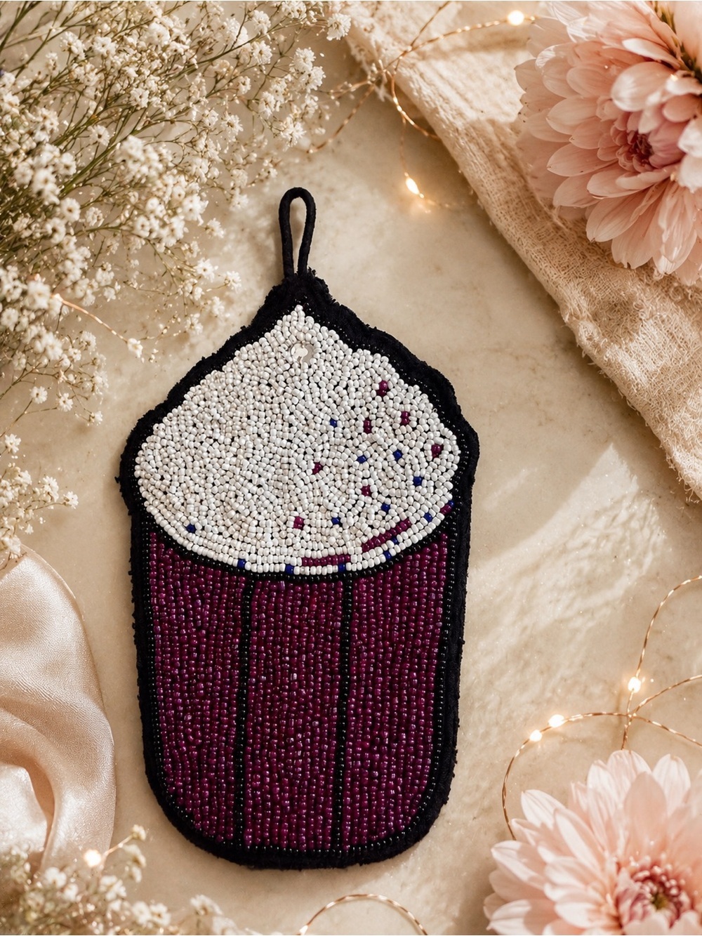 Hand-Beaded Cupcake Coin Purse / Keychain Pouch – Artisan Beadwork